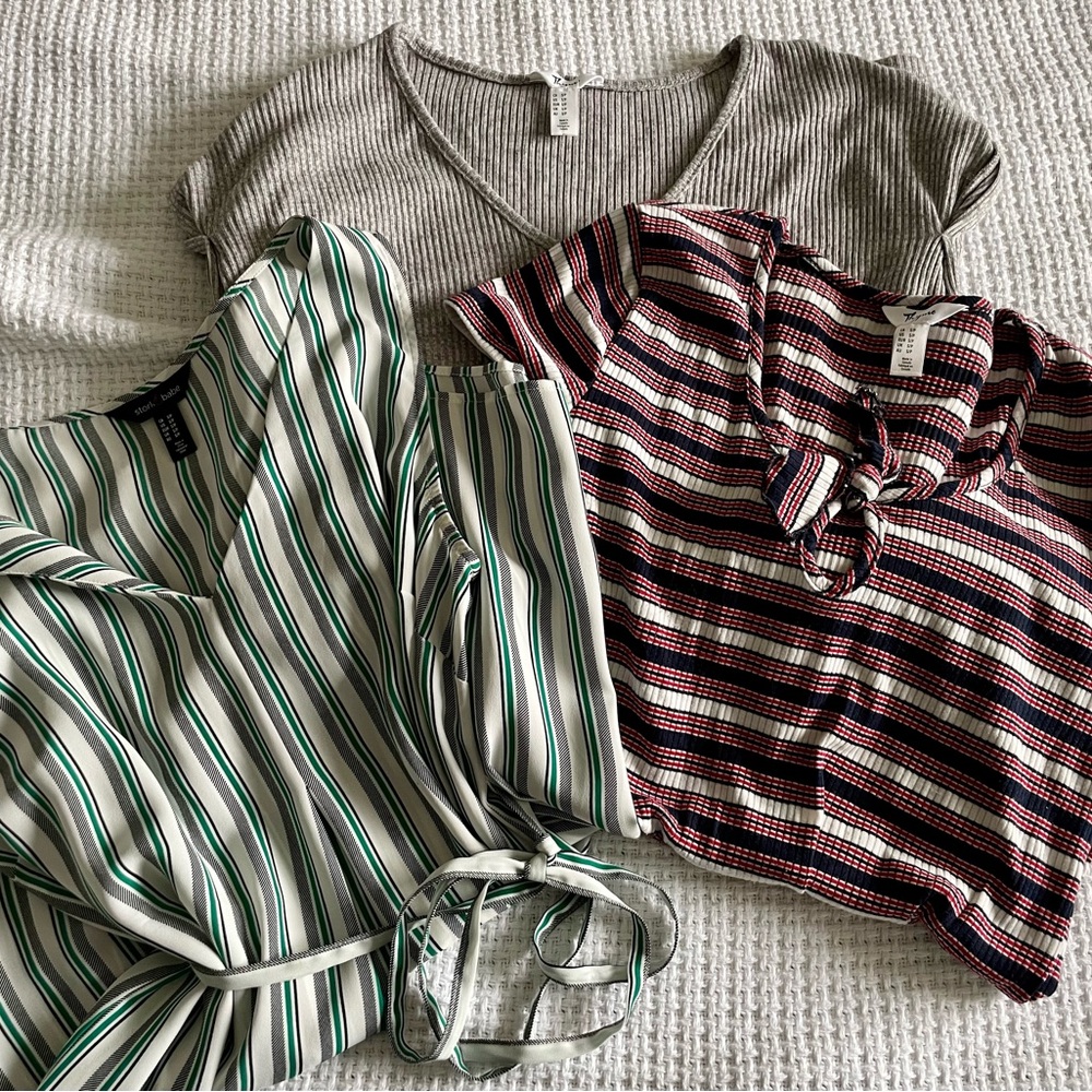 Maternity tops bundle (size SMALL)
